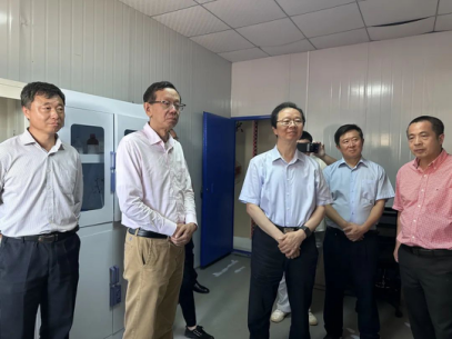 唐华俊一行到沧源调研